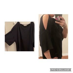 Like New Cold-Shoulder Top-M